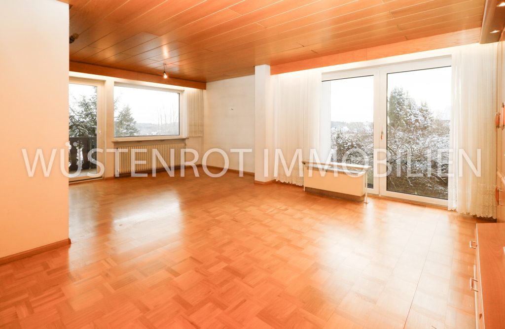 Immobilienangebot - Schönwald - Alle - Bungalow mit tollem Panoramablick - Gestalten Sie Ihre eigene Familienoase