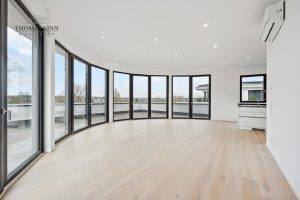 Immobilienangebot - Oedheim - Alle - EXKLUSIVES 3-ZIMMER-PENTHOUSE MIT KOCHERBLICK UND GROßER DACHTERRASSE