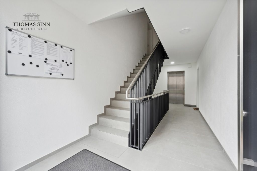 Immobilienangebot - Oedheim - Alle - EXKLUSIVES 3-ZIMMER-PENTHOUSE MIT KOCHERBLICK UND GROßER DACHTERRASSE
