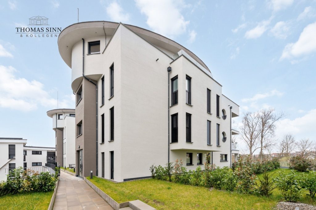 Immobilienangebot - Oedheim - Alle - EXKLUSIVES 3-ZIMMER-PENTHOUSE MIT KOCHERBLICK UND GROßER DACHTERRASSE
