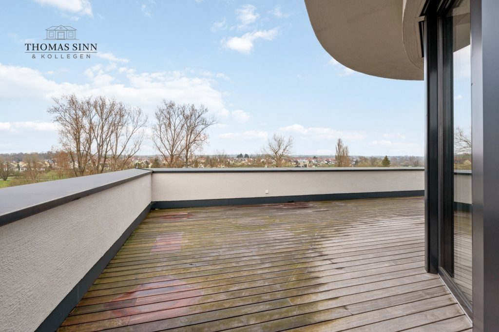Immobilienangebot - Oedheim - Alle - EXKLUSIVES 3-ZIMMER-PENTHOUSE MIT KOCHERBLICK UND GROßER DACHTERRASSE