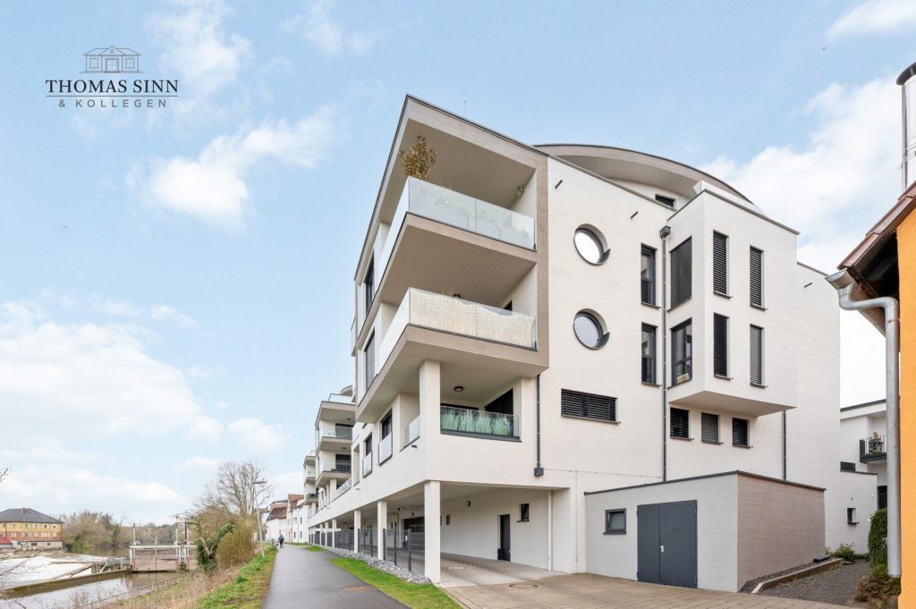 Immobilienangebot - Oedheim - Alle - EXKLUSIVES 3-ZIMMER-PENTHOUSE MIT KOCHERBLICK UND GROßER DACHTERRASSE