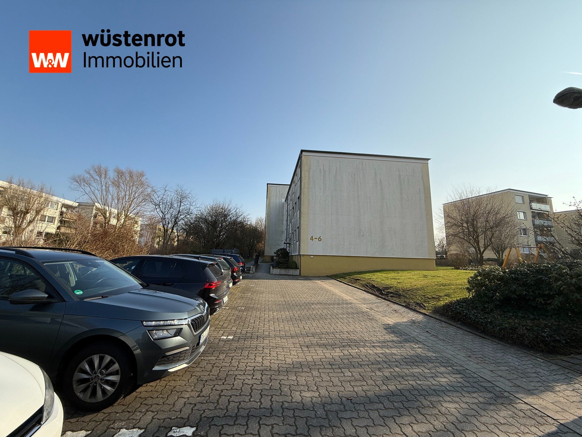 Immobilienangebot - Braunschweig-Hondelage - Alle - Schöne helle 3-Zi.-Wohnung: Balkon, großer Keller, PKW-Stellplatz, Luftwärmepumpe, gepfl. Anlage!