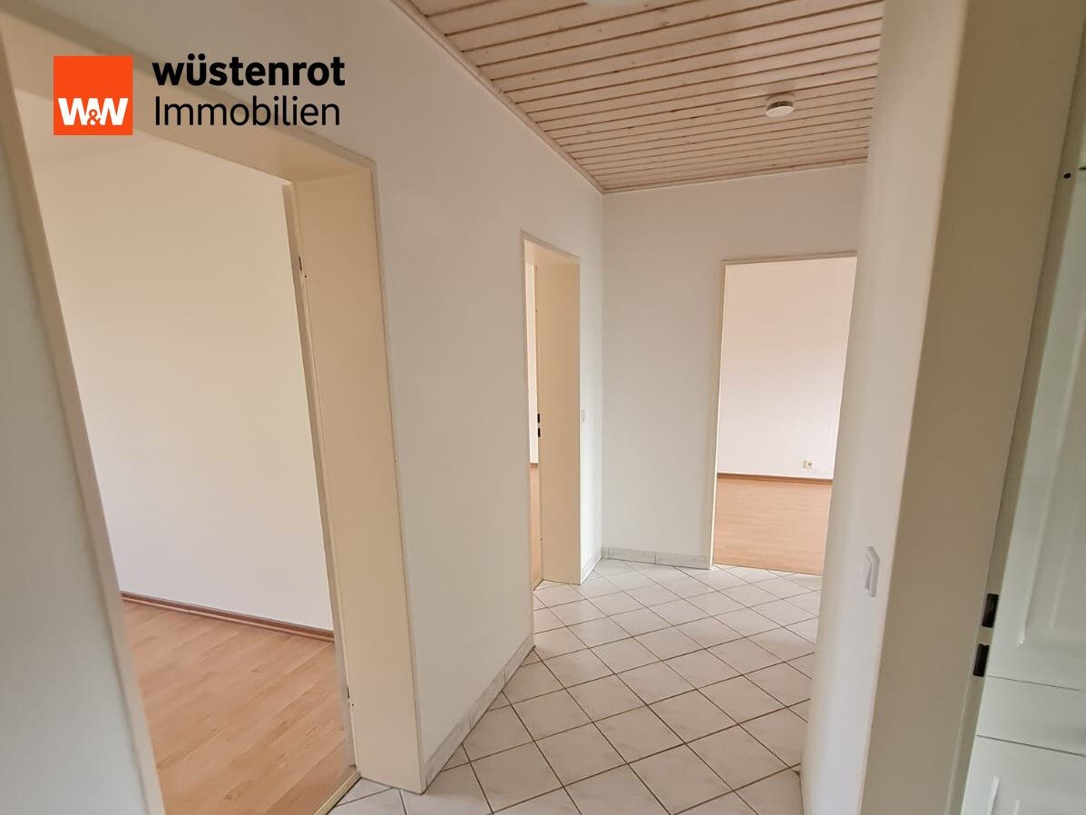Immobilienangebot - Braunschweig-Hondelage - Alle - Schöne helle 3-Zi.-Wohnung: Balkon, großer Keller, PKW-Stellplatz, Luftwärmepumpe, gepfl. Anlage!