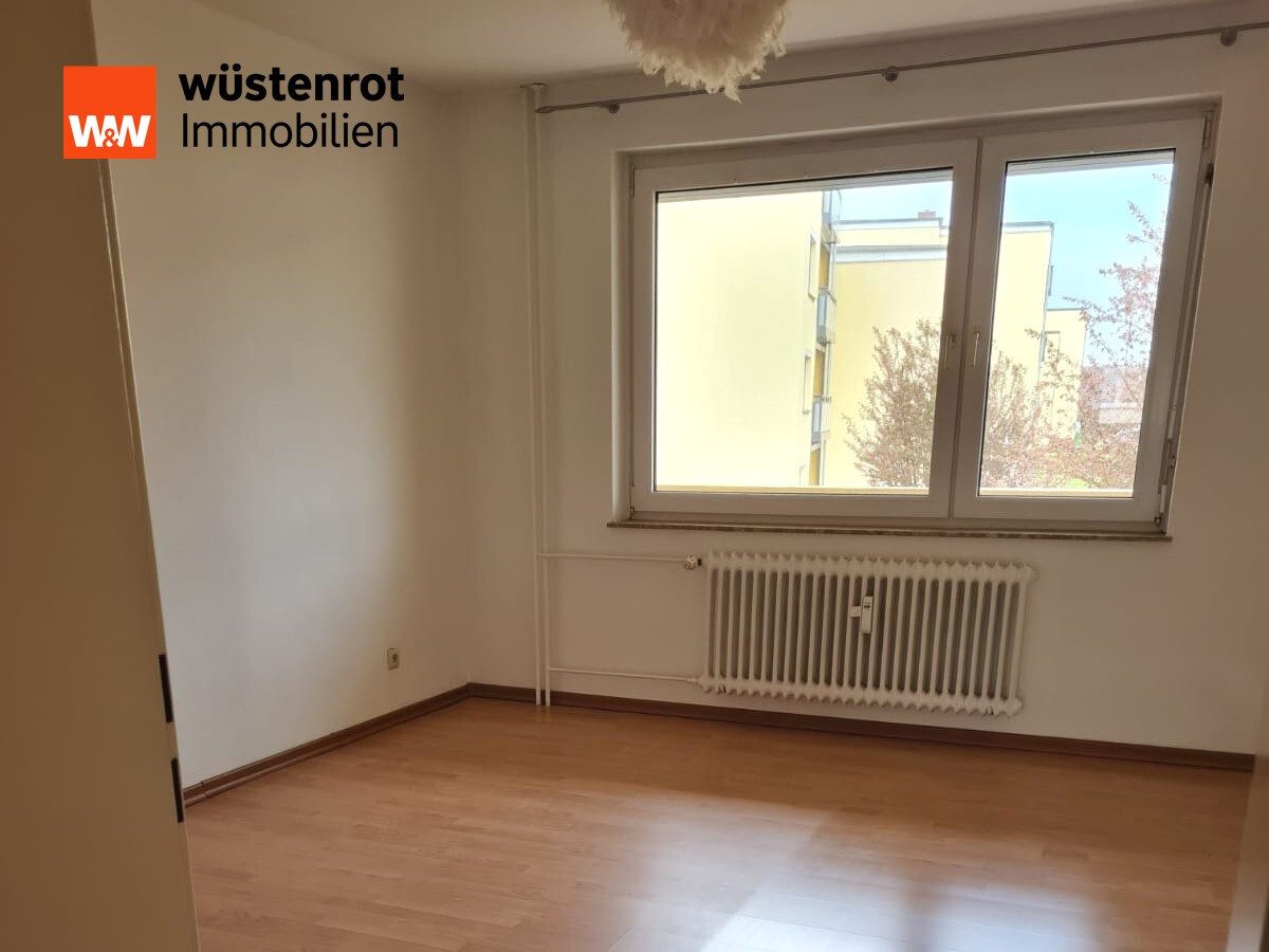 Immobilienangebot - Braunschweig-Hondelage - Alle - Schöne helle 3-Zi.-Wohnung: Balkon, großer Keller, PKW-Stellplatz, Luftwärmepumpe, gepfl. Anlage!