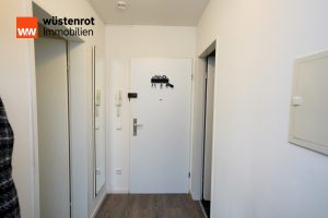 Immobilienangebot - München - Alle - Provisionsfrei - Schöne 2,5-Zimmer-Wohnung in ruhiger, aber dennoch zentraler Lage von Trudering