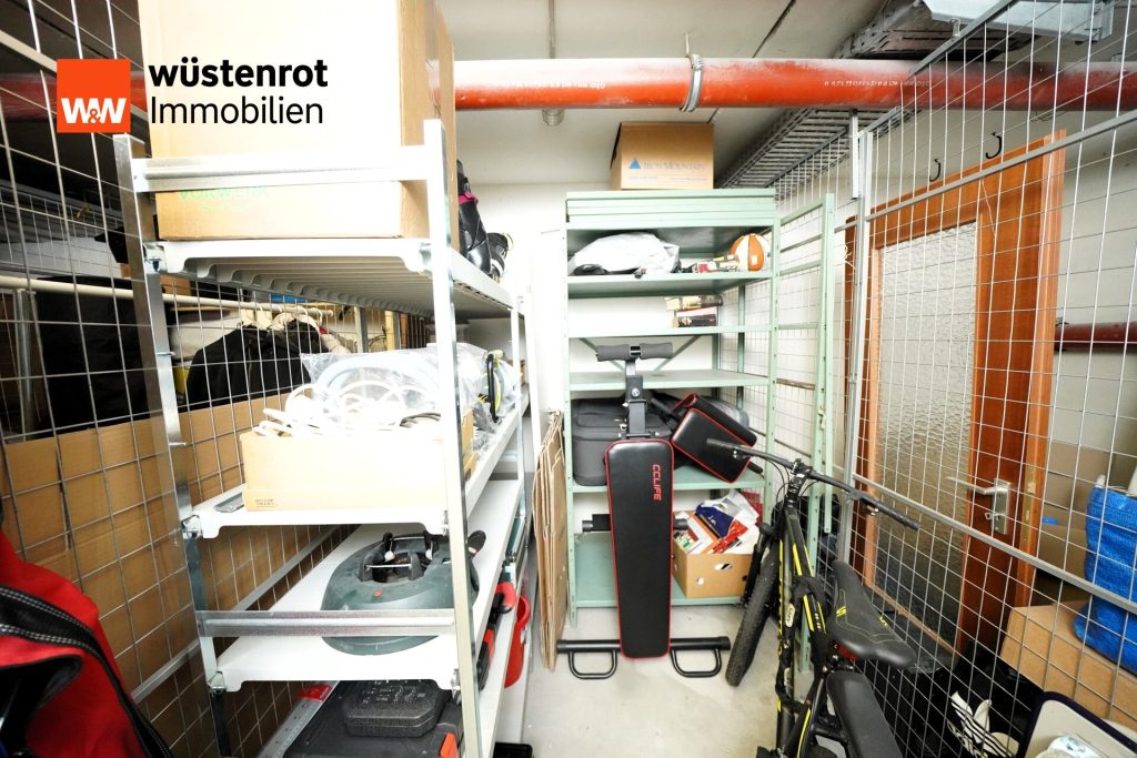 Immobilienangebot - München - Alle - Provisionsfrei - Schöne 2,5-Zimmer-Wohnung in ruhiger, aber dennoch zentraler Lage von Trudering