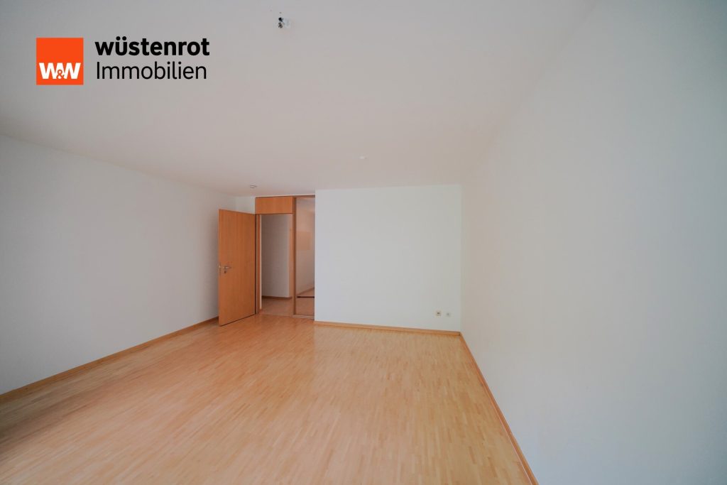 Immobilienangebot - München - Alle - Barrierearme 2-Zimmer-Wohnung mit Terrasse in ruhiger Innenhoflage am Stiglmaierplatz