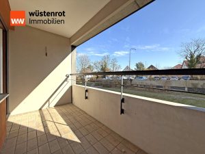 Immobilienangebot - Leonberg - Alle - Helle & großzügige 3,5-Zi.-Wohnung mit Balkon und EBK – ideal für Familien und Paare!