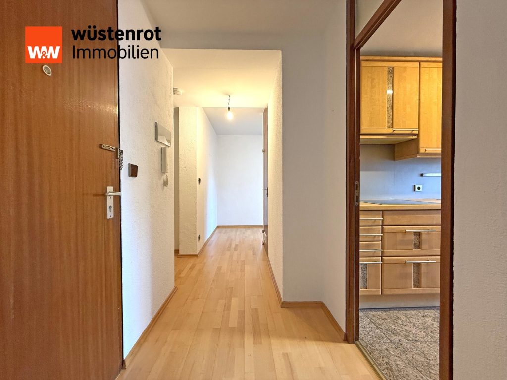 Immobilienangebot - Leonberg - Alle - Helle & großzügige 3,5-Zi.-Wohnung mit Balkon und EBK – ideal für Familien und Paare!