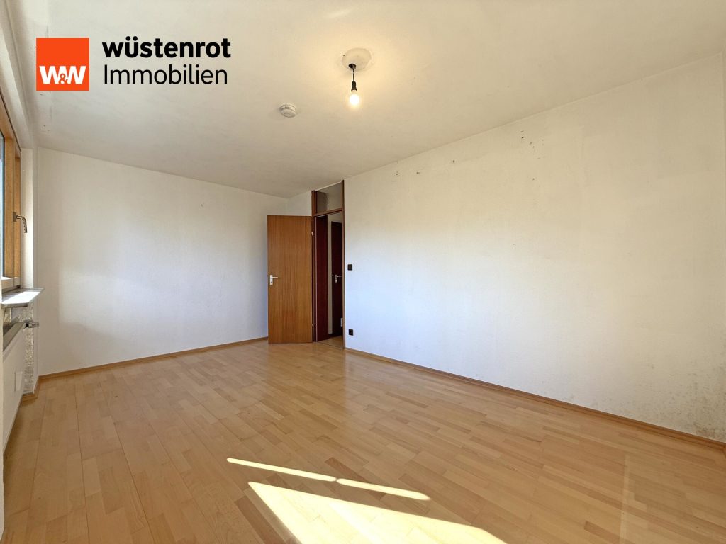 Immobilienangebot - Leonberg - Alle - Helle & großzügige 3,5-Zi.-Wohnung mit Balkon und EBK – ideal für Familien und Paare!