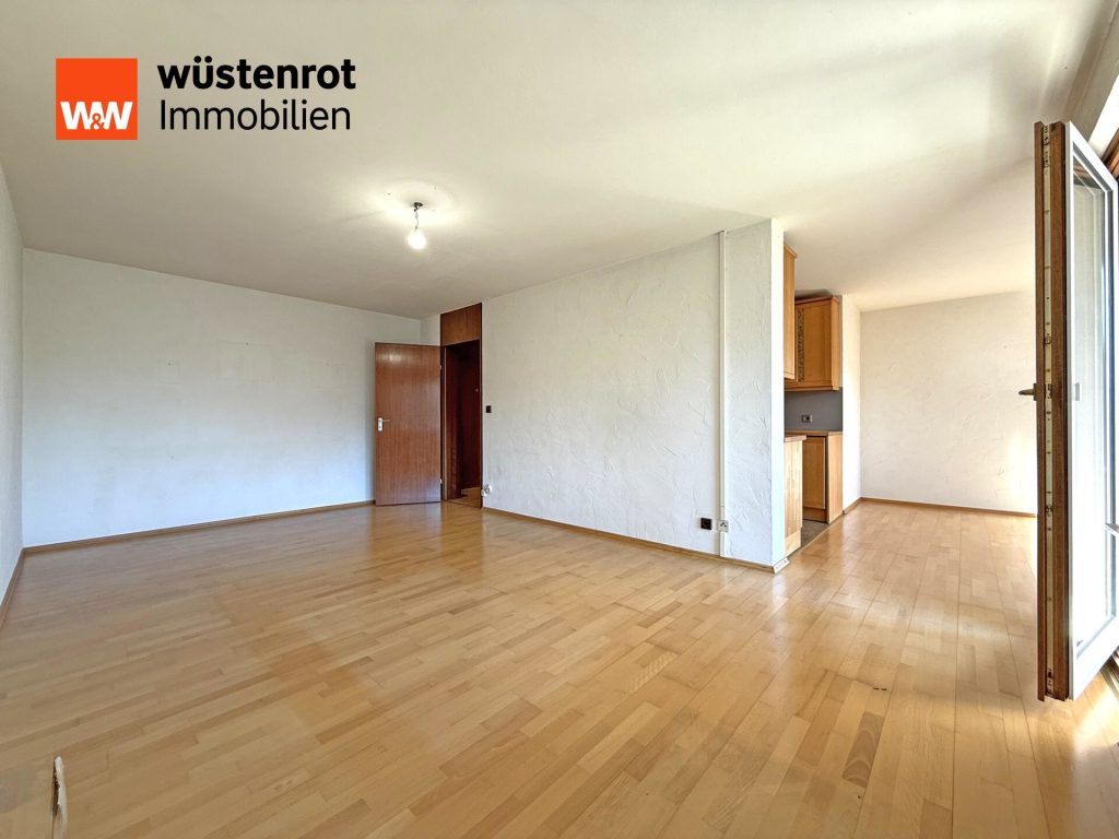 Immobilienangebot - Leonberg - Alle - Helle & großzügige 3,5-Zi.-Wohnung mit Balkon und EBK – ideal für Familien und Paare!