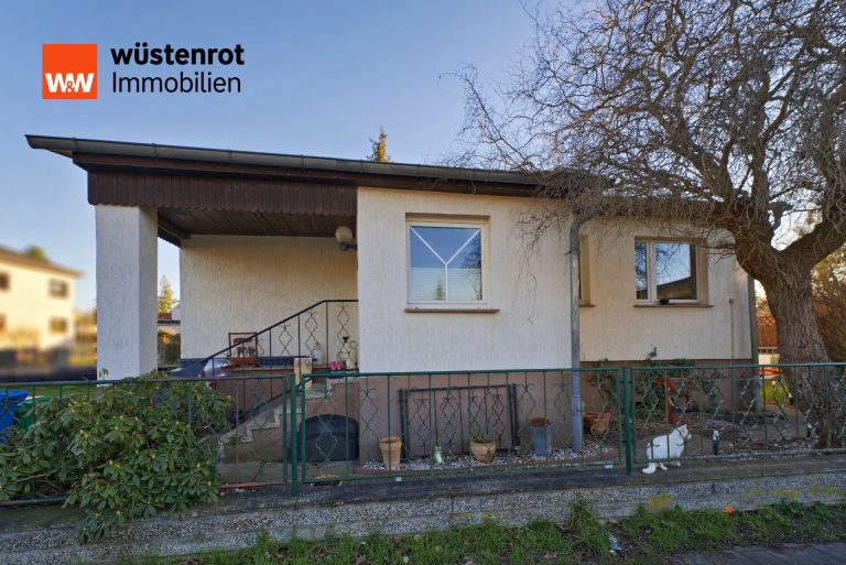 Immobilienangebot - Rangsdorf - Alle - Rangsdorf: sanierungsbedürftiger Bungalow drei Zimmer voll unterkellert mit Tiefgarage