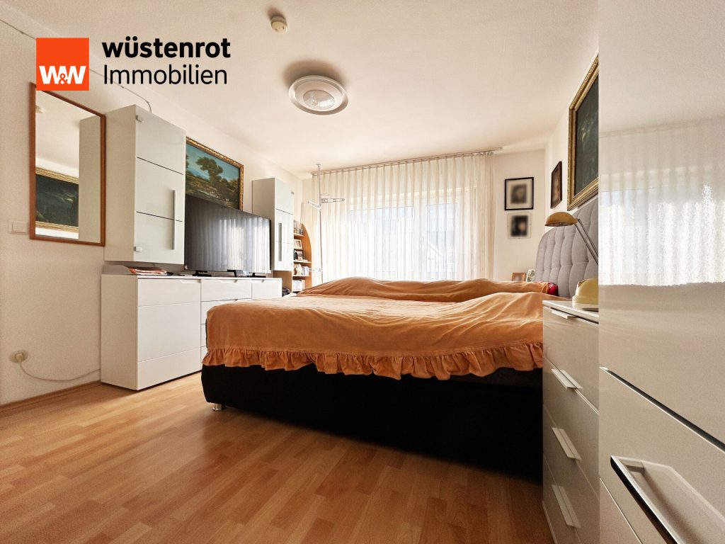 Immobilienangebot - Ludwigsburg-Eglosheim - Alle - Sorry...leider reserviert. Mitten in der Stadt - nah am Favoritenpark. 3 Zimmer. 68 m². TOP-Preis.