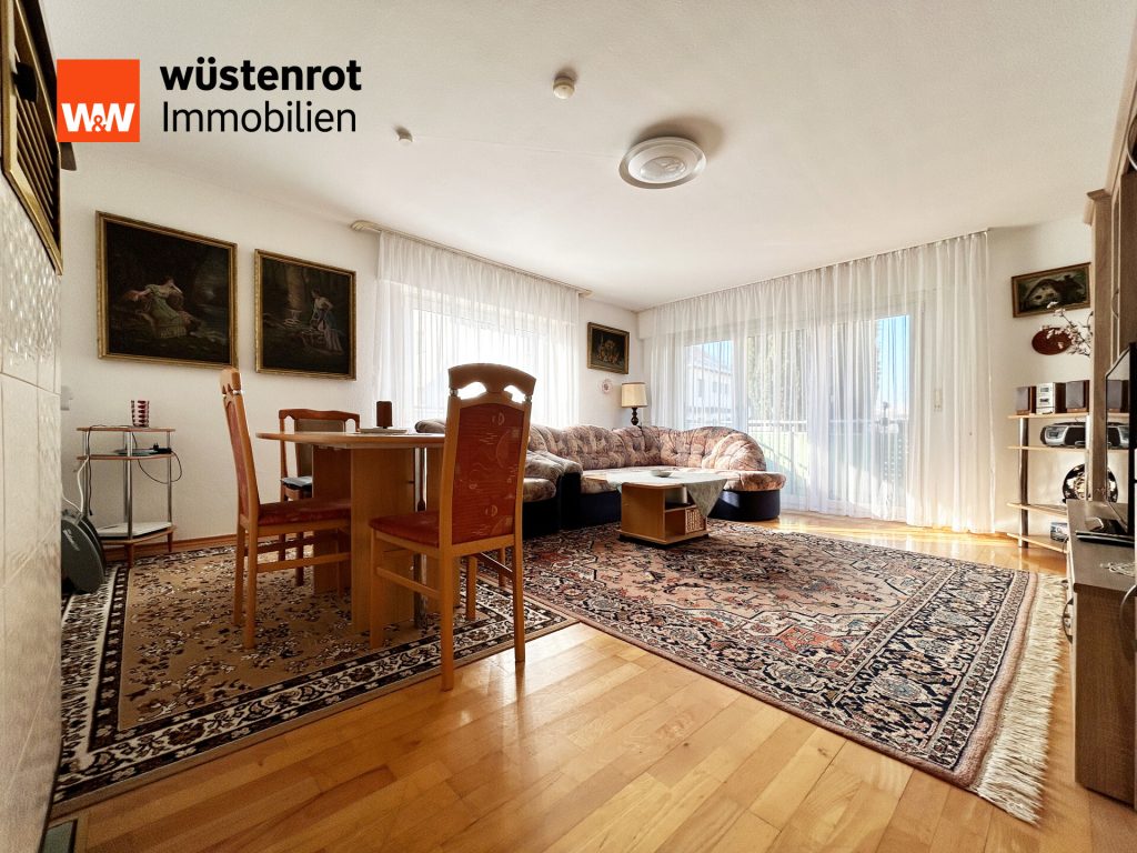 Immobilienangebot - Ludwigsburg-Eglosheim - Alle - Sorry...leider reserviert. Mitten in der Stadt - nah am Favoritenpark. 3 Zimmer. 68 m². TOP-Preis.