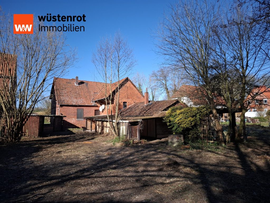 Immobilienangebot - Hessisch Oldendorf / Krückeberg - Alle - Freistehendes Einfamilienhaus mit großem Garten am Bach – Ideal für Familien zur Modernisierung