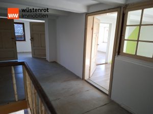 Immobilienangebot - Hessisch Oldendorf / Krückeberg - Alle - Vielseitige Immobilie mit Wohnhaus, Lagerhalle und Nutzflächen – Ideal für Kapitalanleger & Gewerbe