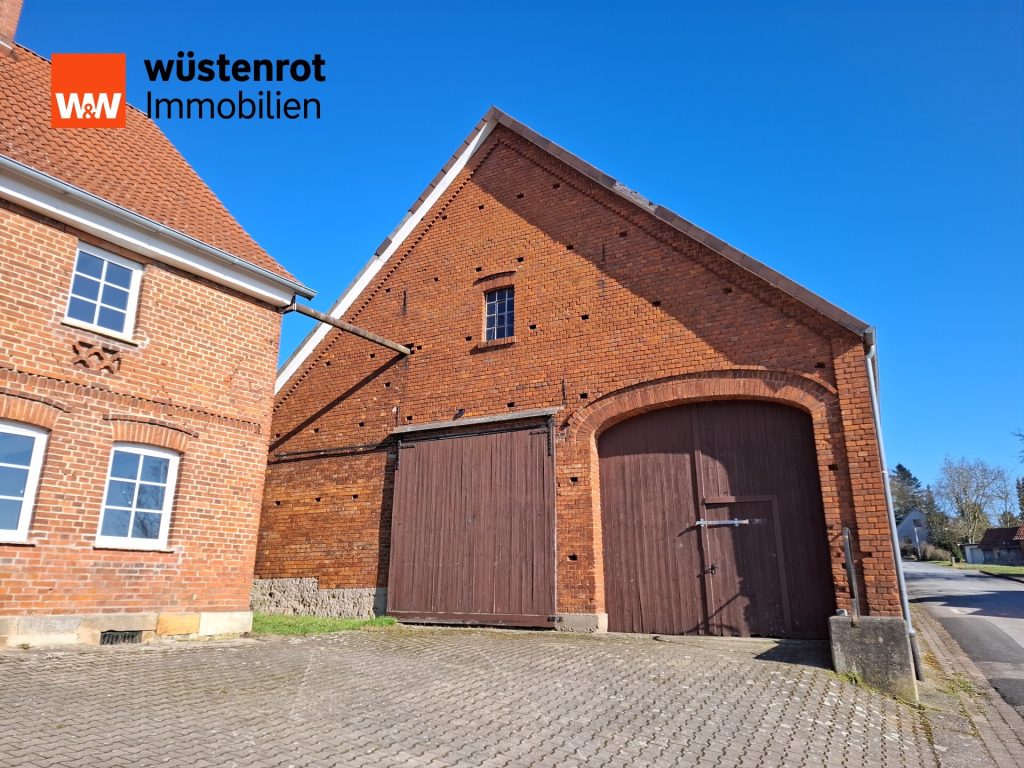 Immobilienangebot - Hessisch Oldendorf / Krückeberg - Alle - Vielseitige Immobilie mit Wohnhaus, Lagerhalle und Nutzflächen – Ideal für Kapitalanleger & Gewerbe