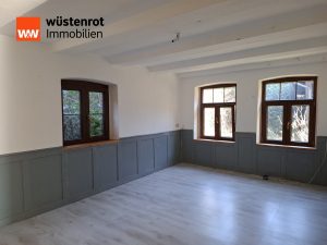 Immobilienangebot - Hessisch Oldendorf / Krückeberg - Alle - Vielseitige Immobilie mit Wohnhaus, Lagerhalle und Nutzflächen – Ideal für Kapitalanleger & Gewerbe