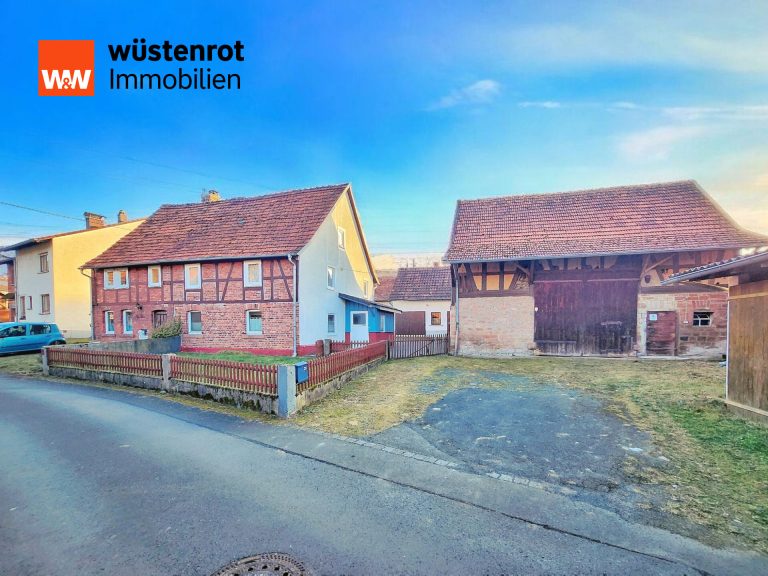 Immobilienangebot - Biebergemünd / Kassel - Alle - Willkommen altes Haus! DHH mit Mietern, riesigem Baugrundstück und zentralst in Biebergemünd-Kassel!