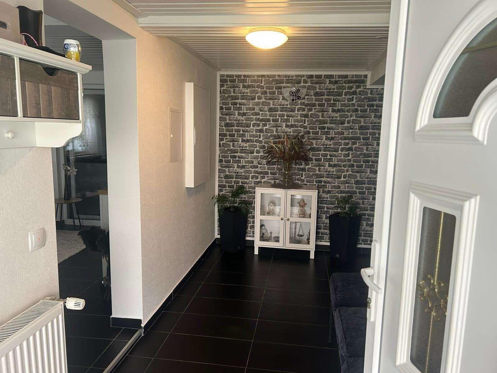 Immobilienangebot - Höchheim / Rothausen - Alle - Altes Bauernhaus im neuen Glanz mit großer Scheune und ganz viel Platz! Ruhe genießen und wohlfühlen