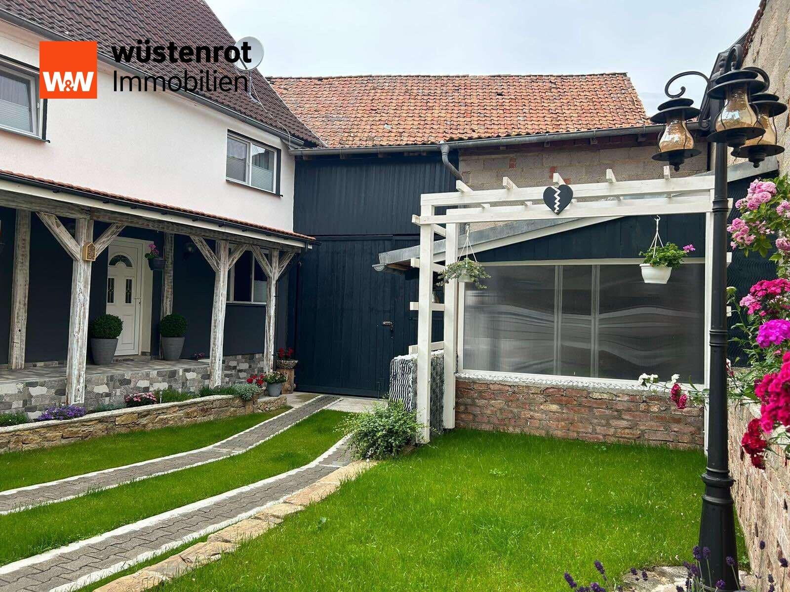 Immobilienangebot - Höchheim / Rothausen - Alle - Altes Bauernhaus im neuen Glanz mit großer Scheune und ganz viel Platz! Ruhe genießen und wohlfühlen