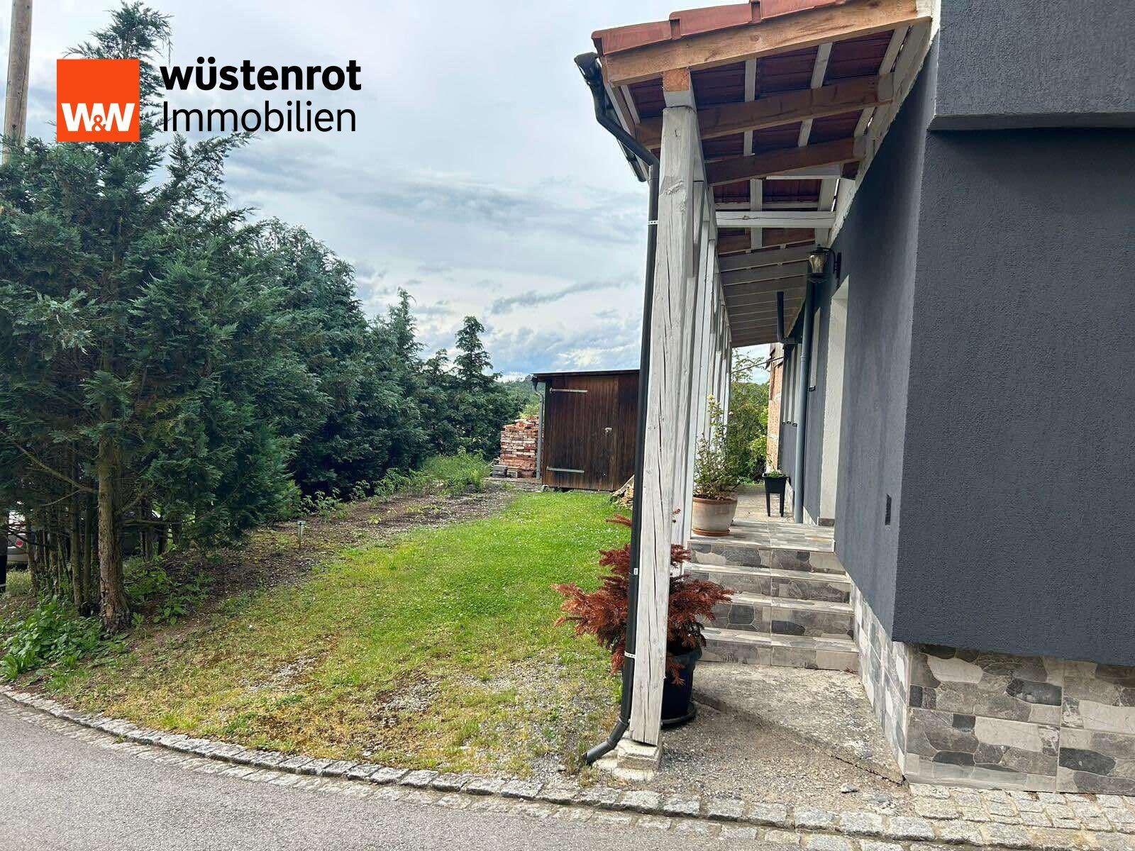 Immobilienangebot - Höchheim / Rothausen - Alle - Altes Bauernhaus im neuen Glanz mit großer Scheune und ganz viel Platz! Ruhe genießen und wohlfühlen