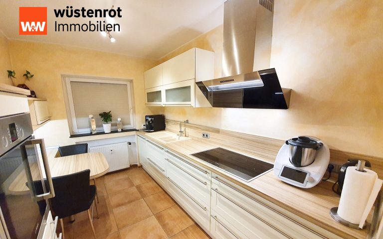 Immobilienangebot - Waltrop - Alle - °Träume nicht dein Leben-LEBE deinen Traum°
excl. ETW, ca 86m² Wfl. im 1.OG m. EBK, Balkon u. Garage