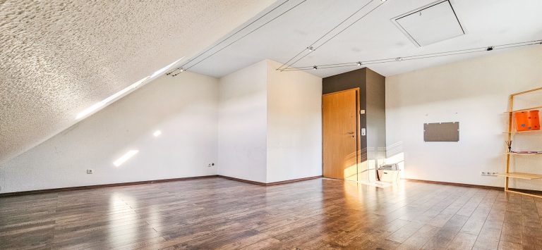 Immobilienangebot - Perl / Oberleuken - Alle - Ihr Traumhaus wartet: Moderne DHH mit Garten, Garage & Wintergarten – einziehen & wohlfühlen!