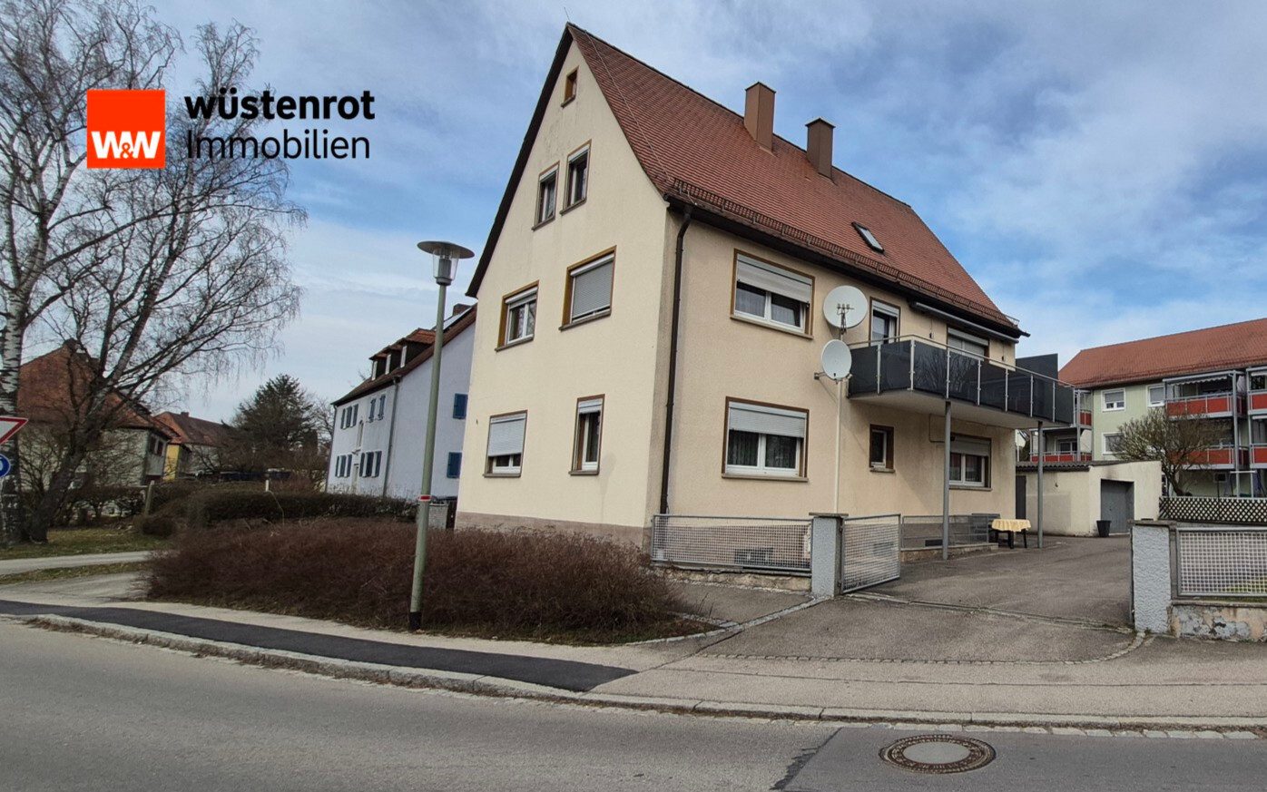 Immobilienangebot - Feuchtwangen - Alle - Feuchtwangen - Großes Haus mit Platz für zwei Familien !




































































Zweifamilienhaus