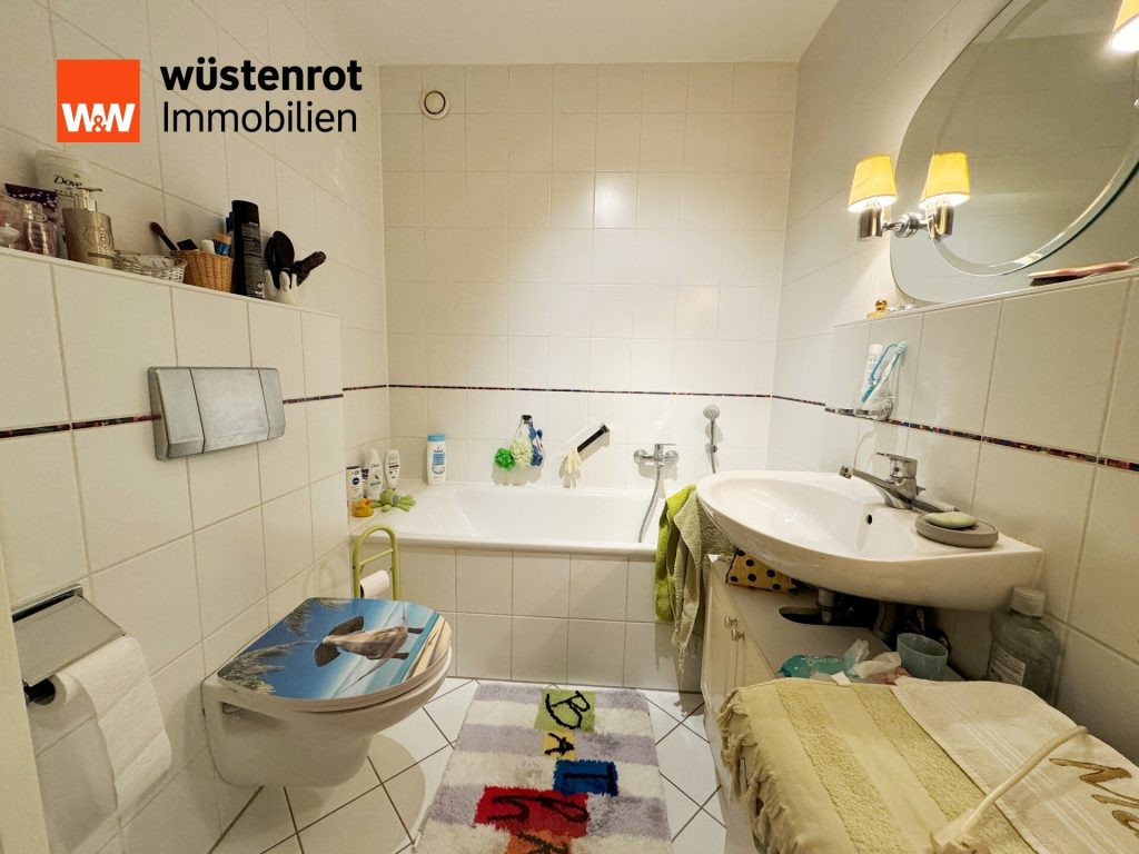 Immobilienangebot - Markranstädt - Alle - Schöne Wohnung in zentraler Lage von Makranstädt am Rand von Leipzig - mit Balkon und Tiefgarage