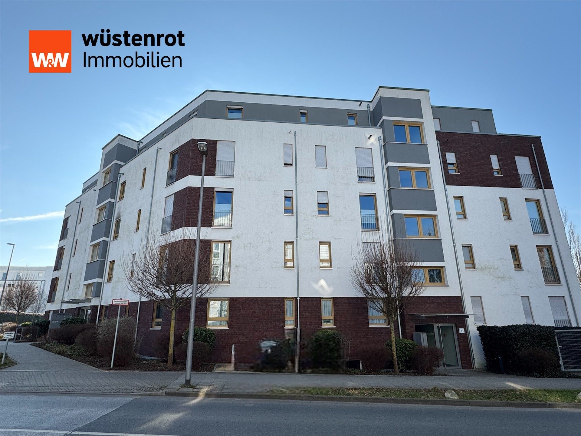 Immobilienangebot - Wiesbaden - Alle - +++WEIDENBORNSTR.: MODERNE 4 ZIMMER WOHNUNG MIT 2 BALKONEN, EBK UND TIEFGARAGE+++