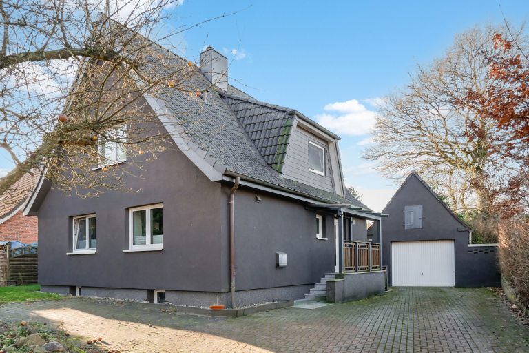Immobilienangebot - Aukrug - Alle - Charmantes Einfamilienhaus in idyllischer Lage