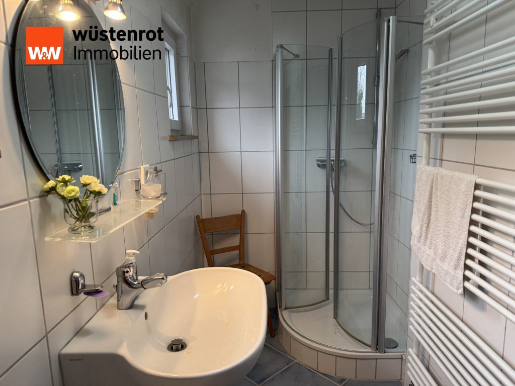 Immobilienangebot - Weingarten - Alle - Charmantes Zweifamilienhaus mit Potenzial – direkt an der Scherzach in Weingarten