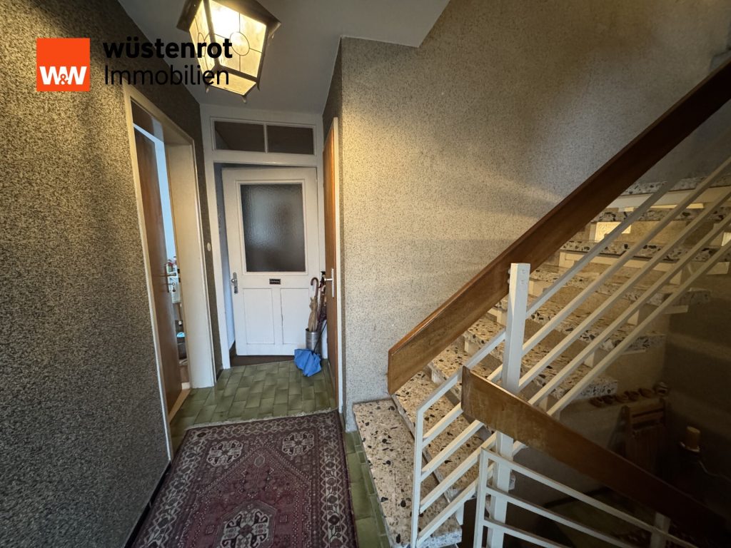 Immobilienangebot - Weingarten - Alle - Charmantes Zweifamilienhaus mit Potenzial – direkt an der Scherzach in Weingarten