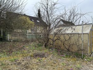 Immobilienangebot - Oberderdingen - Alle - Großes Haus mit viel Garten -- Möglich auch Mehrgenerationen wohnen!