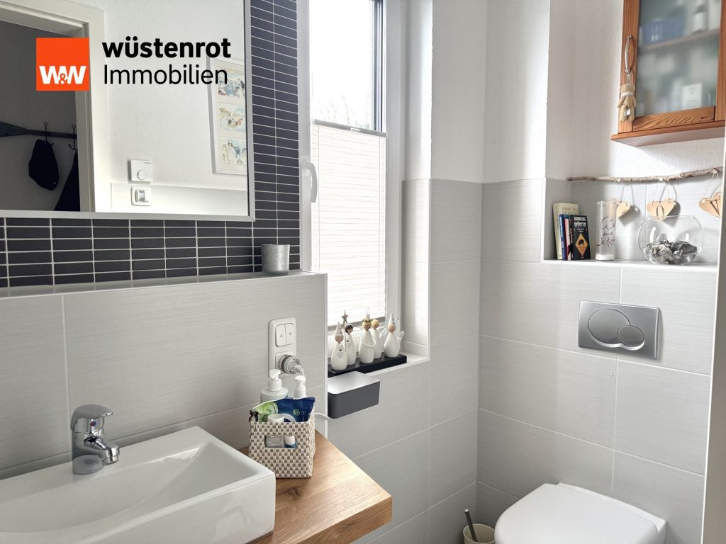 Immobilienangebot - Rostock - Alle - Ihr neues Zuhause am Meer: Stilvolles Einfamilienhaus mit viel Platz & Komfort in Graal-Müritz