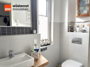 Immobilienangebot - Rostock - Alle - Ihr neues Zuhause am Meer: Stilvolles Einfamilienhaus mit viel Platz & Komfort in Graal-Müritz