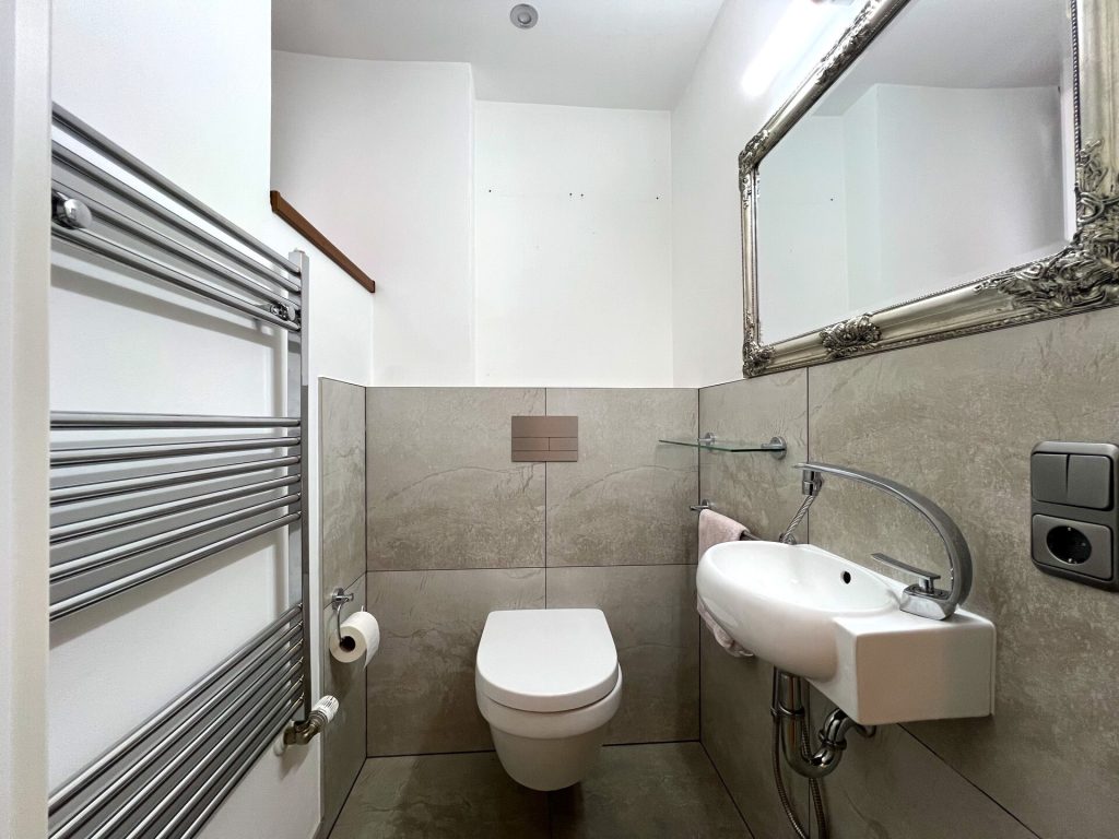 Immobilienangebot - Bitburg - Alle - Freistehendes Einfamilienhaus auf tollem Grundstück in Innenstadtlage von Bitburg!