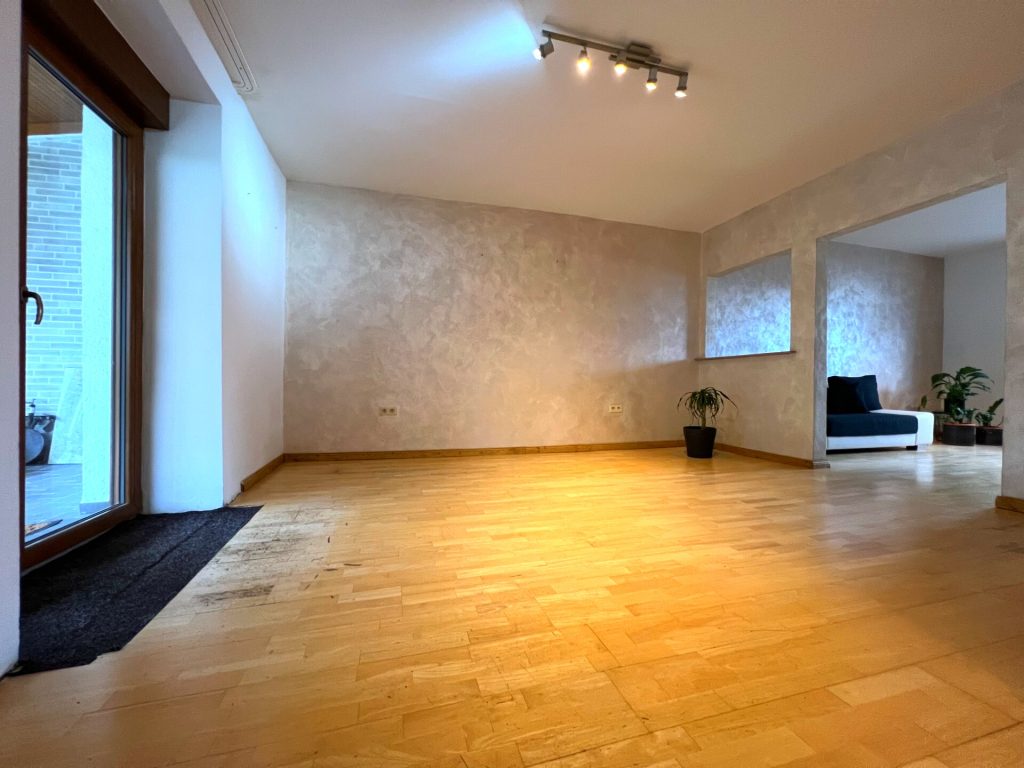 Immobilienangebot - Bitburg - Alle - Freistehendes Einfamilienhaus auf tollem Grundstück in Innenstadtlage von Bitburg!