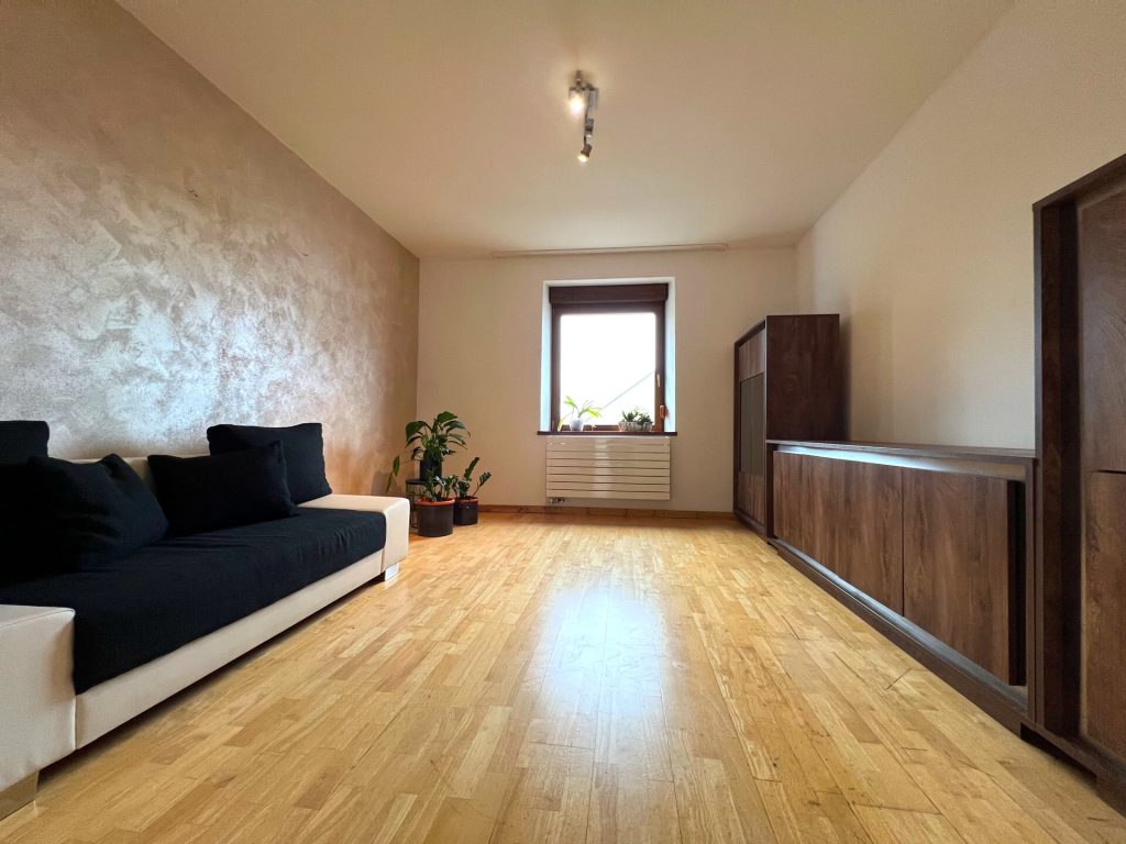 Immobilienangebot - Bitburg - Alle - Freistehendes Einfamilienhaus auf tollem Grundstück in Innenstadtlage von Bitburg!