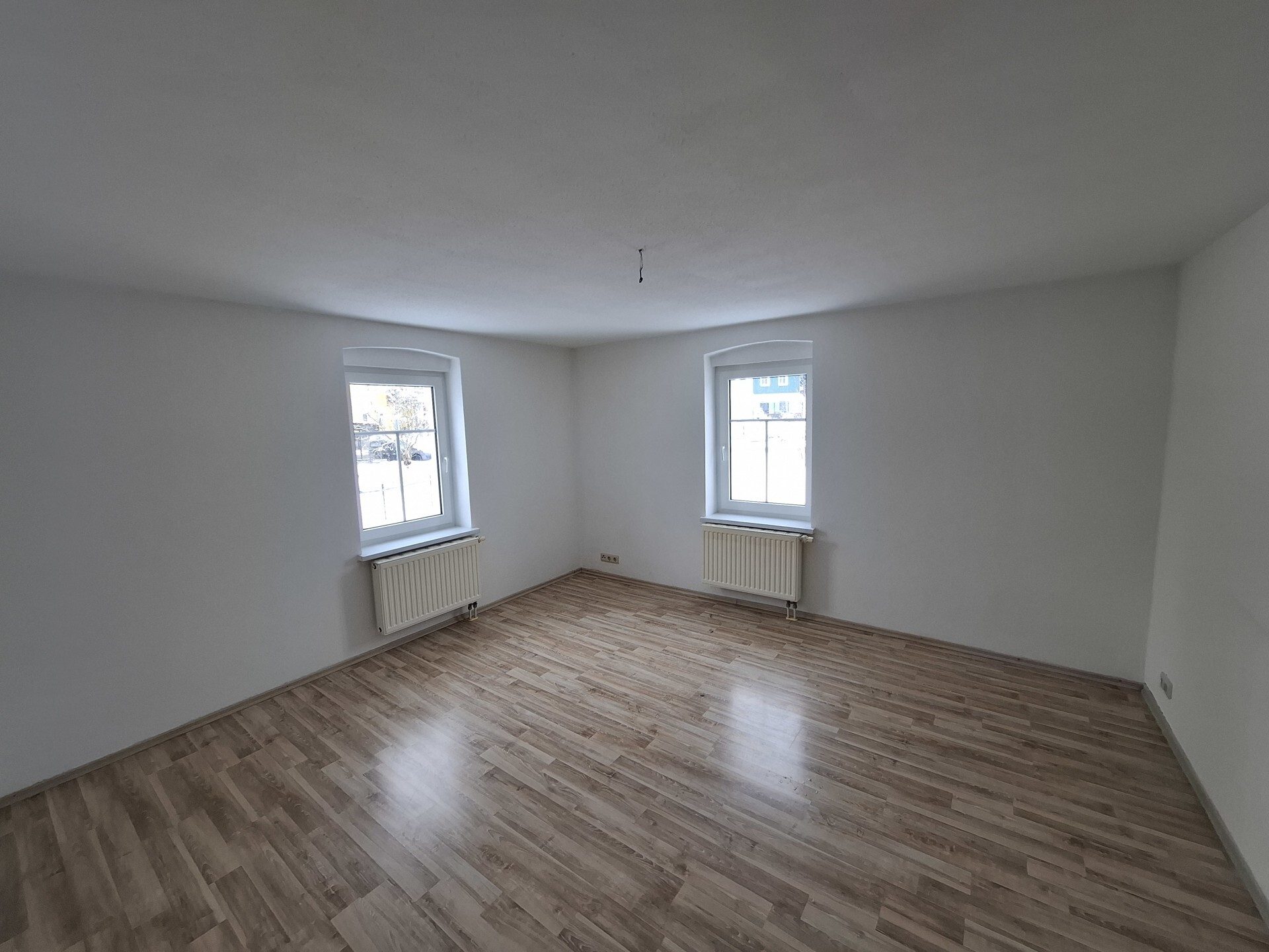 Immobilienangebot - Großschweidnitz - Alle - Umfassend saniertes Mehrfamilienhaus in ausgezeichneter Wohnlage von Großschweidnitz