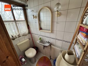 Immobilienangebot - Eisenberg - Alle - +++EISENBERG: 4 ZIMMER DACHGESCHOSSWOHNUNG MIT BALKON UND GARTENANTEIL+++