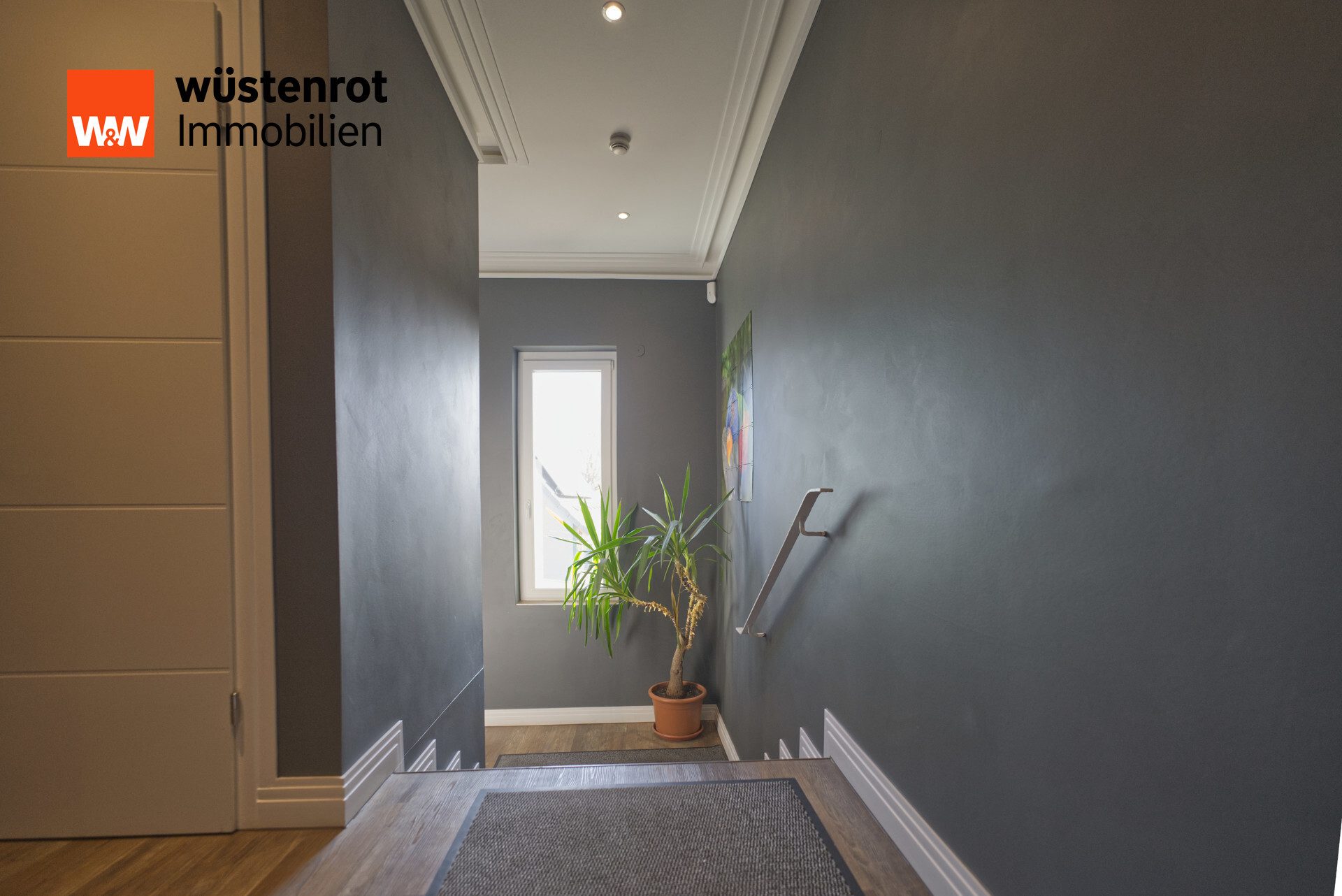 Immobilienangebot - Berlin / Mahlsdorf - Alle - Büro 14 m²  mit Lagerraum, Werkstatt 28,35 m² , Büro  klimatisiert,  modern, sehr gepflegt