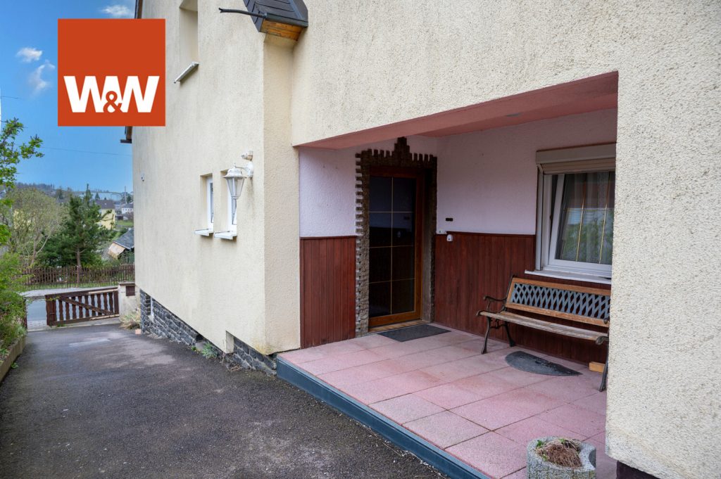 Immobilienangebot - Lengefeld - Alle - Doppelhaushälfte mit Charme und Potenzial in idyllischer Lage
