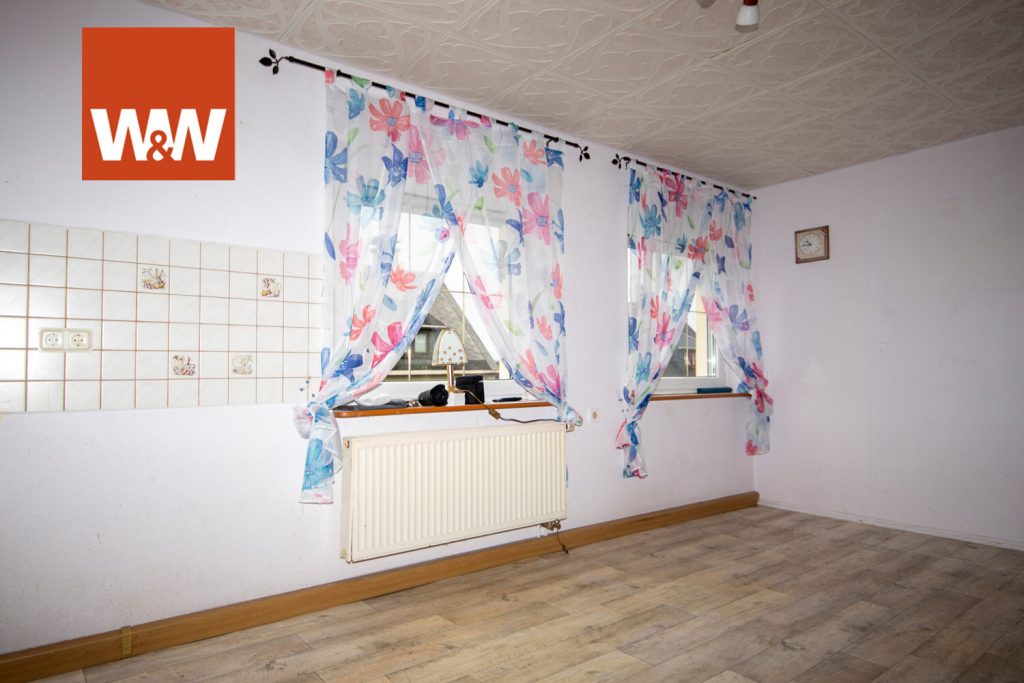 Immobilienangebot - Lengefeld - Alle - Doppelhaushälfte mit Charme und Potenzial in idyllischer Lage
