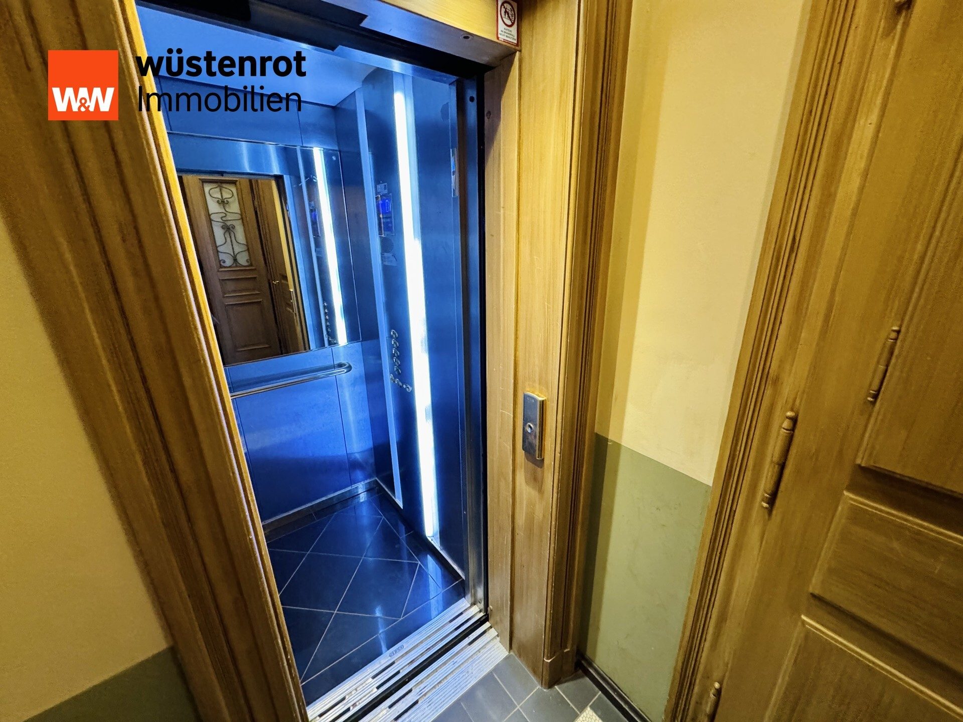 Immobilienangebot - Leipzig / Leipzig Südvorstadt - Alle - Prädikat Denkmaltraum - Hochwertige 2-Raum Wohnung mit Balkon & Aufzug in Leipziger Bestlage