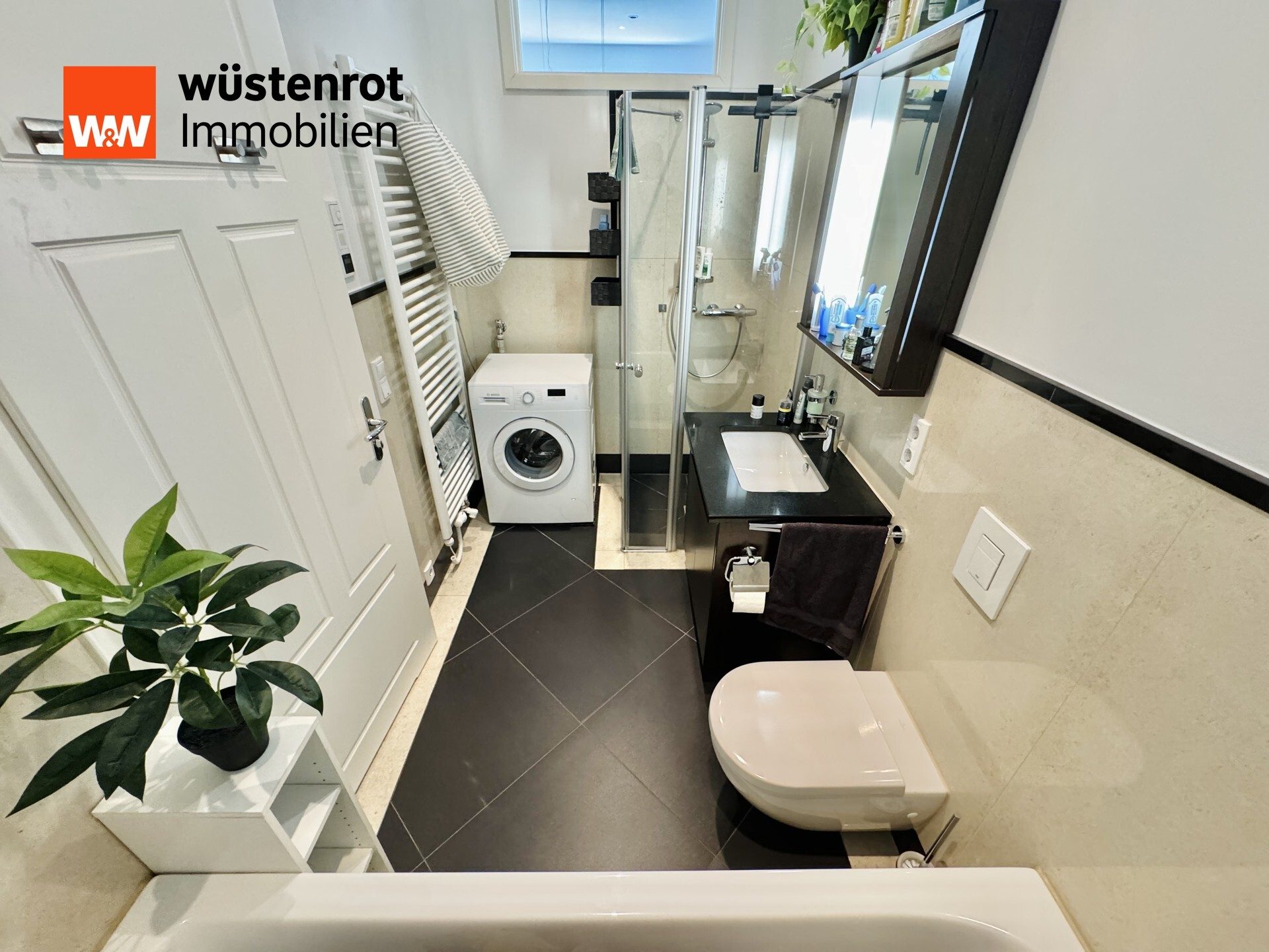 Immobilienangebot - Leipzig / Leipzig Südvorstadt - Alle - Prädikat Denkmaltraum - Hochwertige 2-Raum Wohnung mit Balkon & Aufzug in Leipziger Bestlage