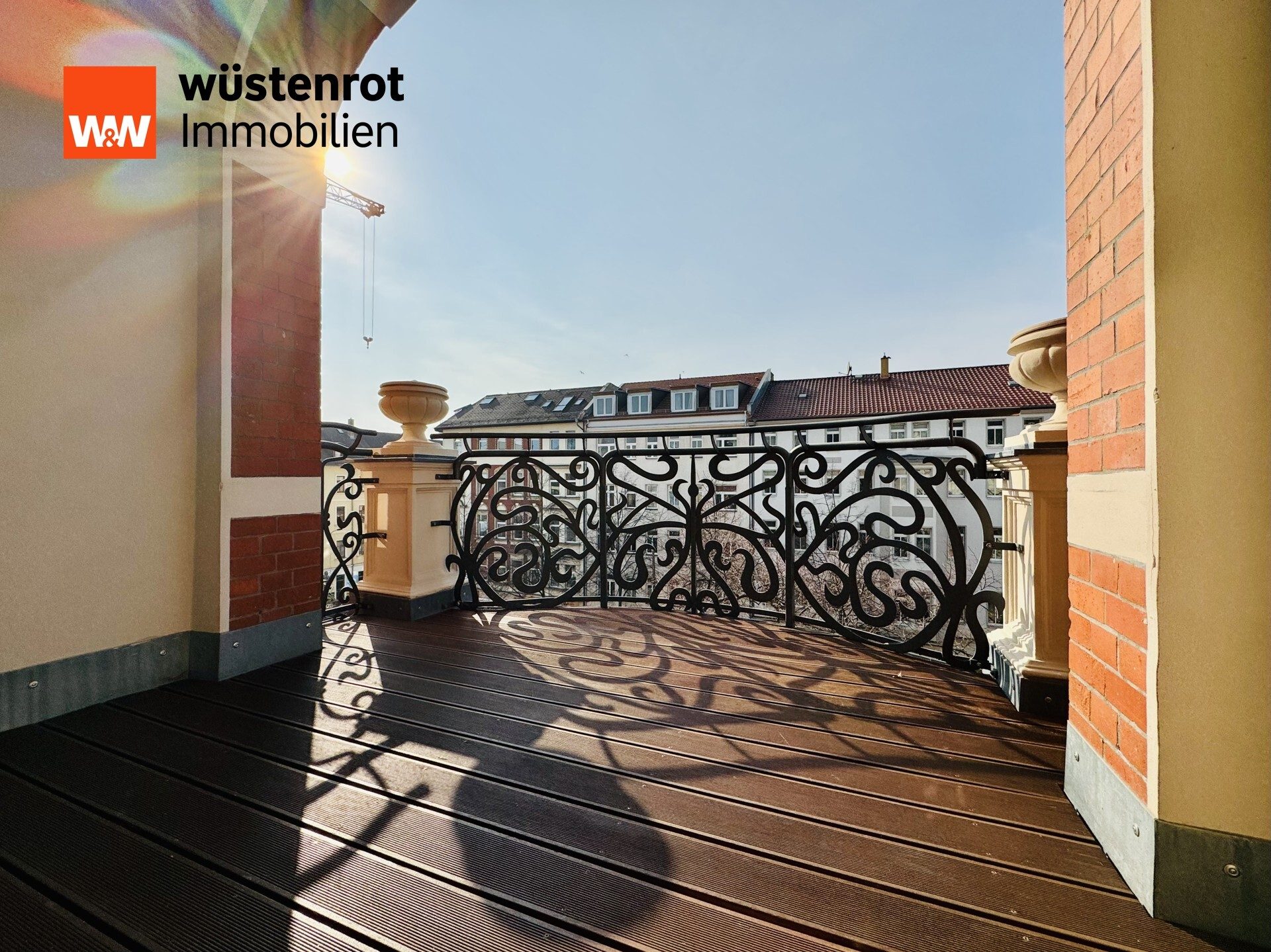 Immobilienangebot - Leipzig / Leipzig Südvorstadt - Alle - Prädikat Denkmaltraum - Hochwertige 2-Raum Wohnung mit Balkon & Aufzug in Leipziger Bestlage