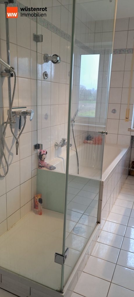 Immobilienangebot - Aresing - Alle - Großzügig geschnittene, helle 3-Zi.-Whg. mit 2 Balkonen